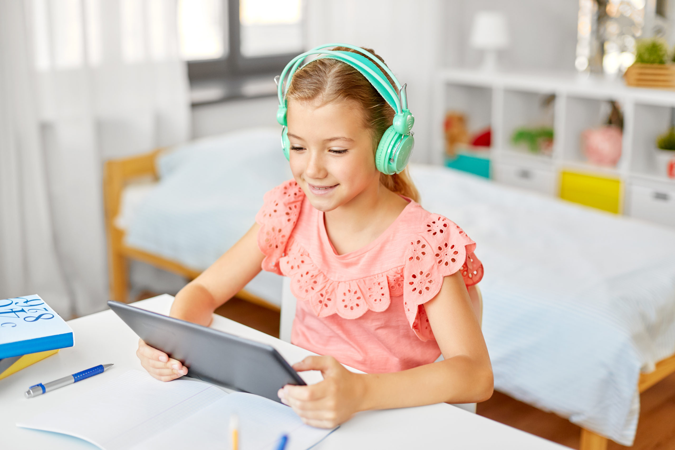 Artificial Intelligence for Remote Learning