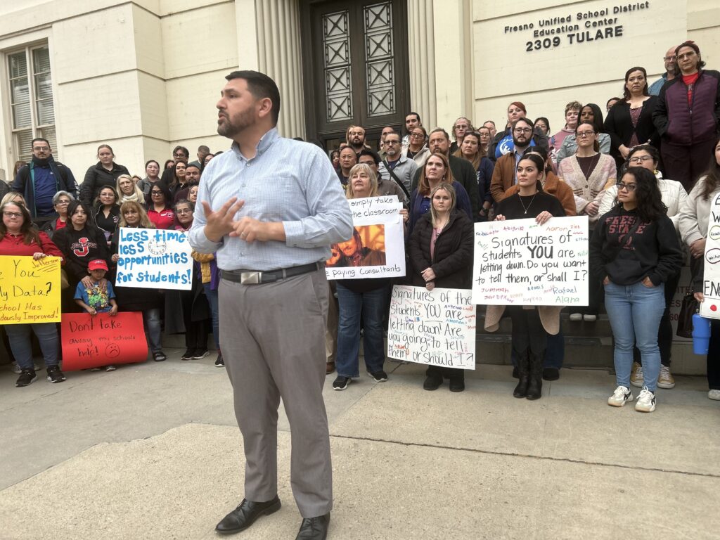 Fresno Unified teachers condemn district for plan to cut extra class time for students