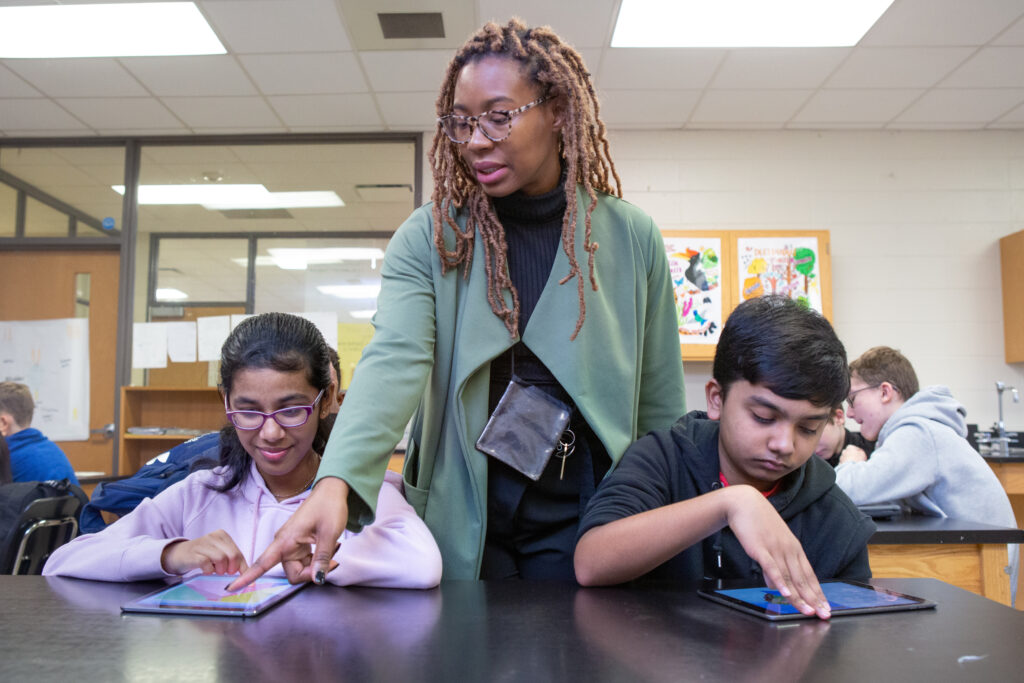 Substitute teachers can serve as mentors; we need more of them